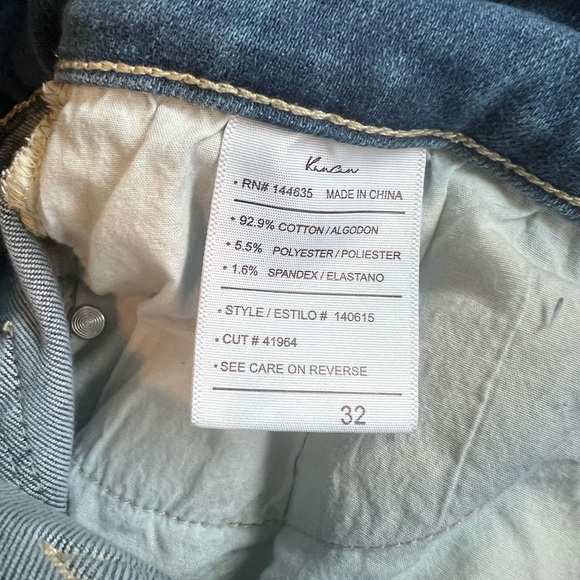 Kancan distressed jeans size 32. Washed once, never worn. - Picture 3 of 3
